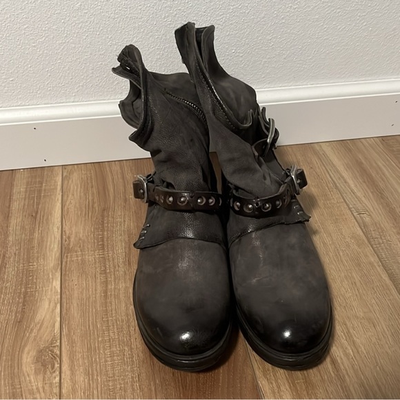 A.S.98 Grey Boots - Picture 2 of 8
